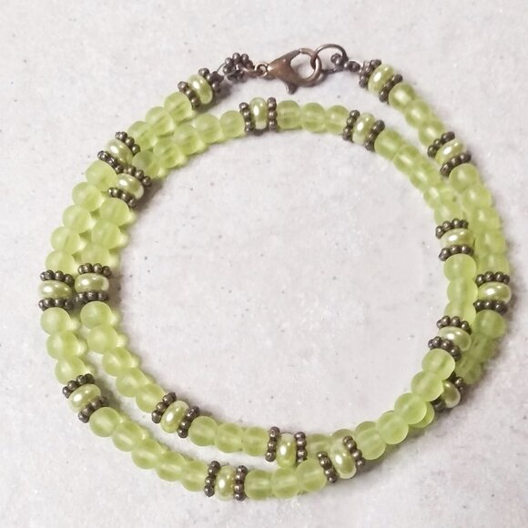 Wrap Bracelet! Dainty Slim + Feminine! Green Glass Beads + Faux Pearls + Copper - Picture 1 of 6